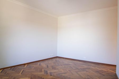 Casa à venda com 700m², 3 quartos e 6 vagasSuíte 3