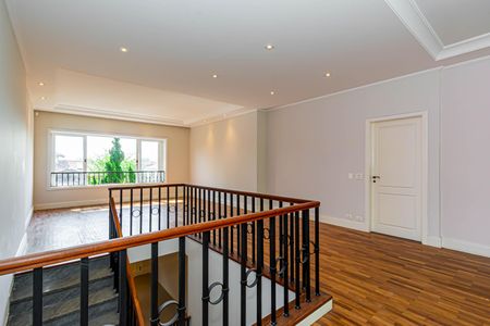 Casa à venda com 700m², 3 quartos e 6 vagasSala 