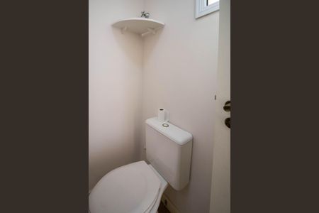 Casa à venda com 700m², 3 quartos e 6 vagasLavabo inferior 
