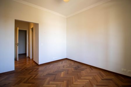 Casa à venda com 700m², 3 quartos e 6 vagasSuíte 1