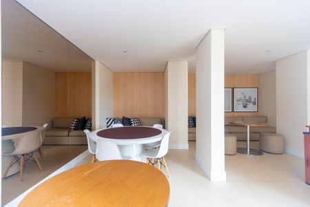 Apartamento à venda com 42m², 1 quarto e 1 vagaSalão de jogos