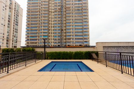 Apartamento à venda com 42m², 1 quarto e 1 vagaPiscina