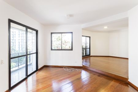Apartamento à venda com 160m², 3 quartos e 2 vagas Apartamento à venda com 160m², 3 quartos e 2 vagasSala