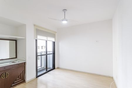 Apartamento à venda com 160m², 3 quartos e 2 vagas Apartamento à venda com 160m², 3 quartos e 2 vagasQuarto Suíte