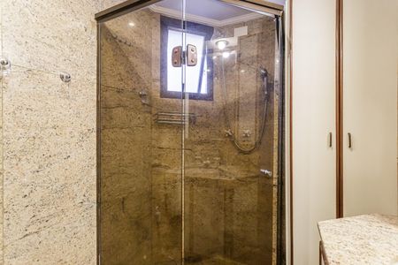 Apartamento à venda com 160m², 3 quartos e 2 vagas Apartamento à venda com 160m², 3 quartos e 2 vagasBanheiro da Suíte