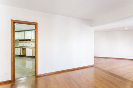 Apartamento à venda com 160m², 3 quartos e 2 vagas Apartamento à venda com 160m², 3 quartos e 2 vagasSala