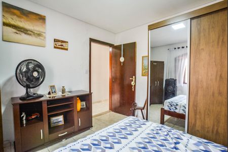 Casa à venda com 190m², 4 quartos e 4 vagasQuarto 1