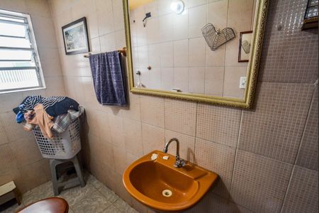 Casa à venda com 190m², 4 quartos e 4 vagasBanheiro da Suíte