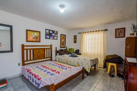 Casa à venda com 190m², 4 quartos e 4 vagasQuarto Suíte