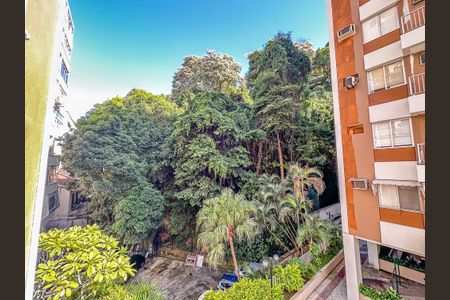 Apartamento para alugar com 70m², 2 quartos e 1 vaga