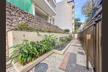 Apartamento para alugar com 70m², 2 quartos e 1 vaga