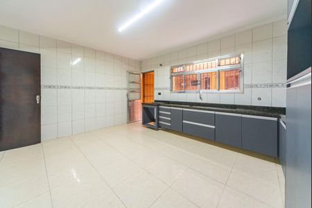Casa à venda com 95m², 2 quartos e 3 vagas Casa à venda com 95m², 2 quartos e 3 vagasCozinha