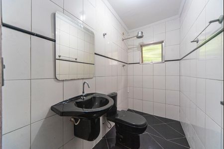 Casa à venda com 95m², 2 quartos e 3 vagas Casa à venda com 95m², 2 quartos e 3 vagasBanheiro