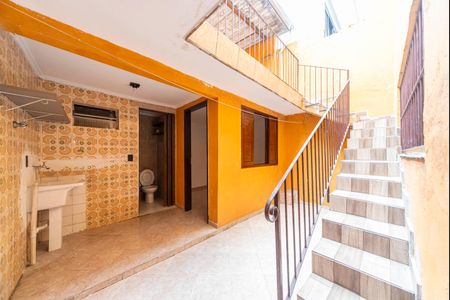 Casa à venda com 95m², 2 quartos e 3 vagas Casa à venda com 95m², 2 quartos e 3 vagasQuintal