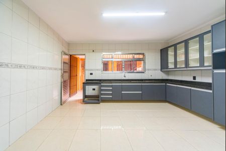 Casa à venda com 95m², 2 quartos e 3 vagas Casa à venda com 95m², 2 quartos e 3 vagasCozinha