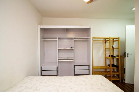 Apartamento para alugar com 57m², 2 quartos e 1 vagaSuíte