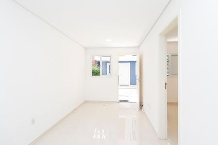 Sala de apartamento à venda com 2 quartos, 47m² em Vila Carmosina, São Paulo