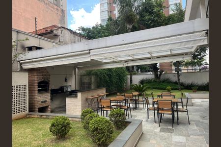 Apartamento para alugar com 72m², 2 quartos e 2 vagas Apartamento para alugar com 72m², 2 quartos e 2 vagasÁrea comum - Churrasqueira