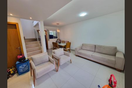 Foto 14 de casa à venda com 3 quartos, 83m² em Vitoria, Belo Horizonte