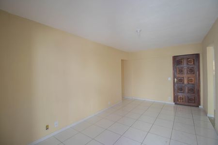 Sala de apartamento para alugar com 2 quartos, 59m² em Mutondo, São Gonçalo