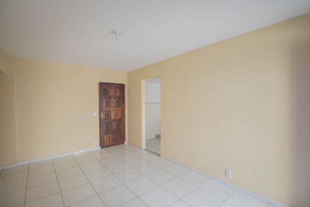 Sala de apartamento para alugar com 2 quartos, 59m² em Mutondo, São Gonçalo