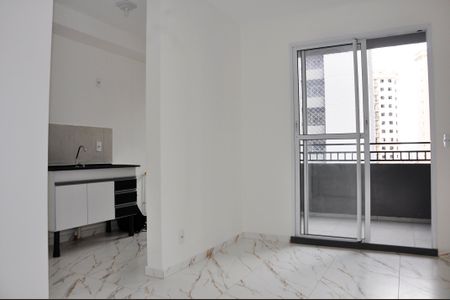 Apartamento para alugar com 40m², 2 quartos e sem vaga Apartamento para alugar com 40m², 2 quartos e sem vagaDetalhe - Sala
