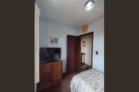 Casa à venda com 216m², 3 quartos e 3 vagasQuarto 