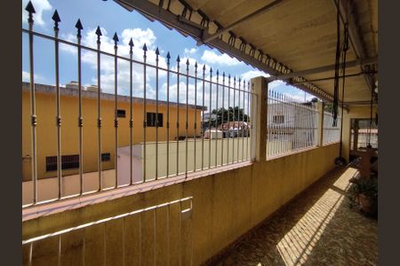 Casa à venda com 216m², 3 quartos e 3 vagasQuintal 