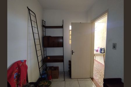 Casa à venda com 216m², 3 quartos e 3 vagasQuarto de Serviço