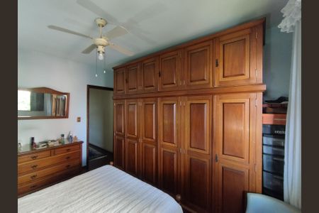 Casa à venda com 216m², 3 quartos e 3 vagasQuarto 3