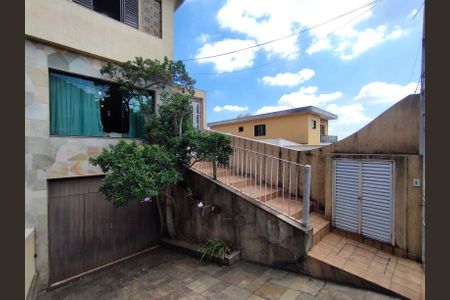 Casa à venda com 216m², 3 quartos e 3 vagasEntrada 