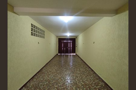 Casa à venda com 216m², 3 quartos e 3 vagasSalão 