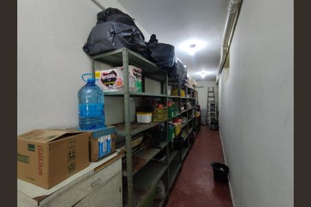 Casa à venda com 216m², 3 quartos e 3 vagasDeposito 