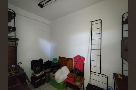 Casa à venda com 216m², 3 quartos e 3 vagasQuarto de Serviço