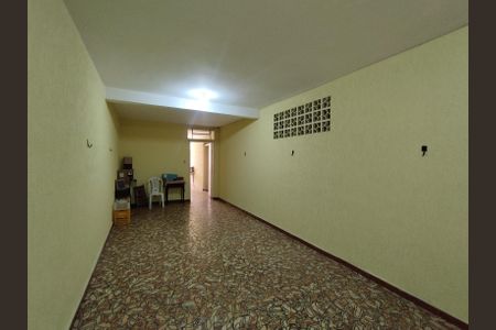 Casa à venda com 216m², 3 quartos e 3 vagasSalão 