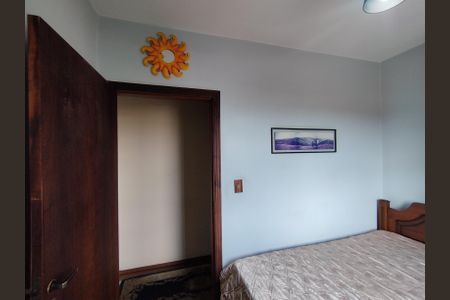 Casa à venda com 216m², 3 quartos e 3 vagasQuarto 