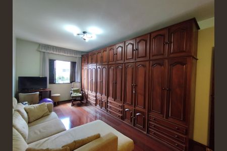 Casa à venda com 216m², 3 quartos e 3 vagasQuarto 2 