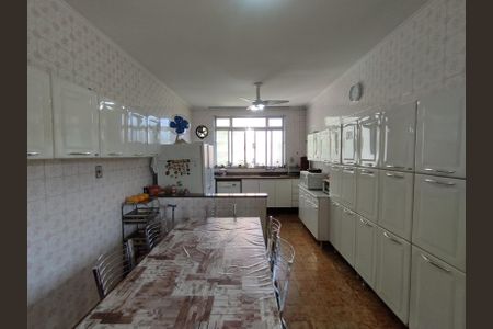 Cozinha - Torneira de casa à venda com 3 quartos, 216m² em Vila Água Funda, São Paulo