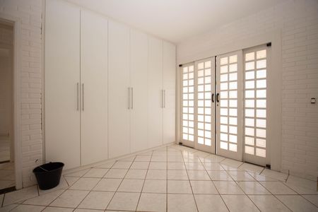 Casa de condomínio para alugar com 350m², 3 quartos e 4 vagas Casa de condomínio para alugar com 350m², 3 quartos e 4 vagasQuarto 2