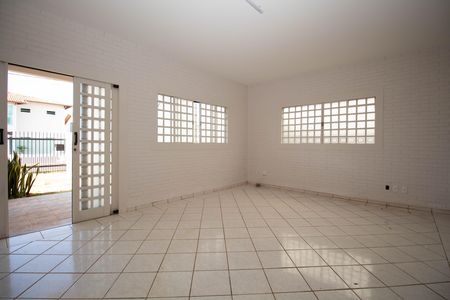 Casa de condomínio para alugar com 350m², 3 quartos e 4 vagas Casa de condomínio para alugar com 350m², 3 quartos e 4 vagasSala 1