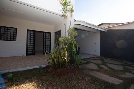 Casa de condomínio para alugar com 350m², 3 quartos e 4 vagas Casa de condomínio para alugar com 350m², 3 quartos e 4 vagasGaragem
