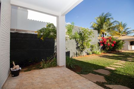 Casa de condomínio para alugar com 350m², 3 quartos e 4 vagas Casa de condomínio para alugar com 350m², 3 quartos e 4 vagasVaranda