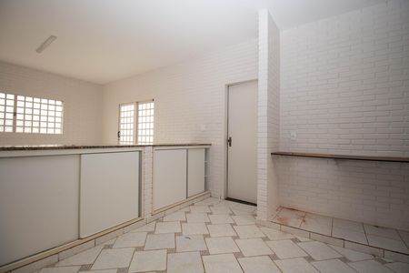 Casa de condomínio para alugar com 350m², 3 quartos e 4 vagas Casa de condomínio para alugar com 350m², 3 quartos e 4 vagasCozinha