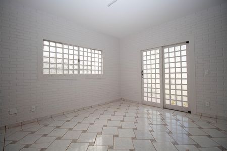 Casa de condomínio para alugar com 350m², 3 quartos e 4 vagas Casa de condomínio para alugar com 350m², 3 quartos e 4 vagasSala 2