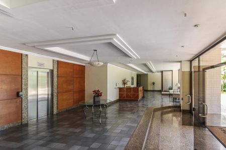 Apartamento para alugar com 160m², 3 quartos e 3 vagas Apartamento para alugar com 160m², 3 quartos e 3 vagasÁrea comum