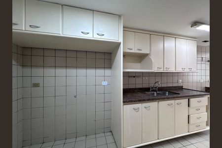 Apartamento para alugar com 160m², 3 quartos e 3 vagasCozinha e Área de Serviço