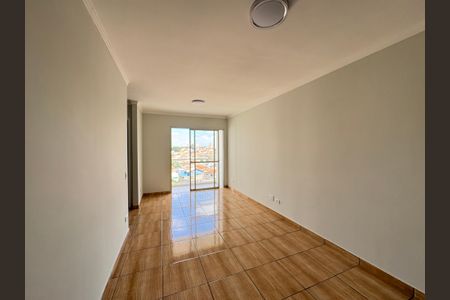 Sala de apartamento para alugar com 2 quartos, 60m² em Jardim Mariliza, São Paulo