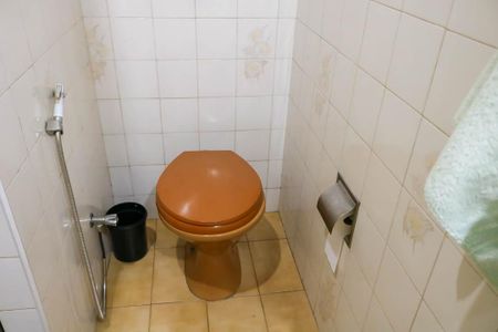 Casa à venda com 132m², 3 quartos e 1 vaga Casa à venda com 132m², 3 quartos e 1 vagaBanheiro Social