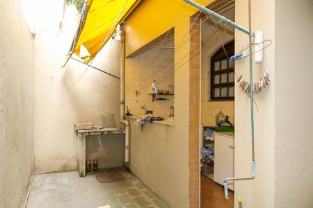 Casa à venda com 132m², 3 quartos e 1 vaga Casa à venda com 132m², 3 quartos e 1 vagaÁrea de Serviço