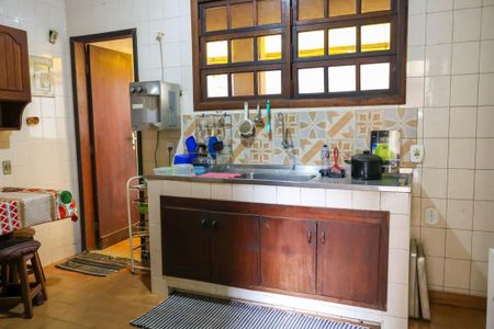 Casa à venda com 132m², 3 quartos e 1 vaga Casa à venda com 132m², 3 quartos e 1 vagaCozinha